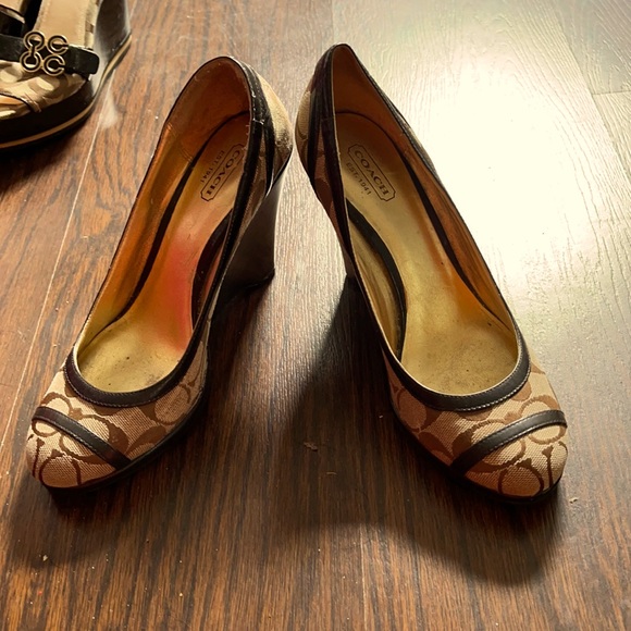 Coach Wedges - Picture 1 of 10